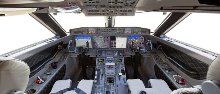 gulfstream g650 cockpit