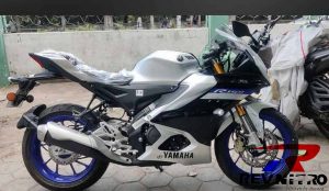 Yamaha R15M 2022...