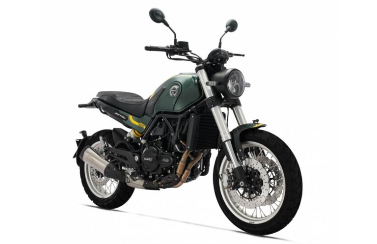 Benelli Leoncino 500 Trail 2024 Metallic Green...