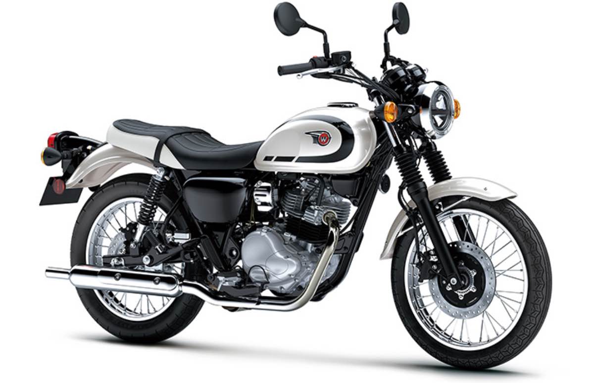 Kawasaki W230 2025 Pearl Ivory / Ebony...