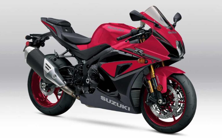 Suzuki GSX-R1000R 2025 Candy Daring Red / Glass Sparkle Black...