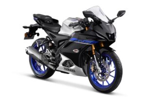 Yamaha R15M 2025 Signature Black...