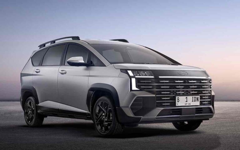 Hyundai STARGAZER Cartenz 2025...