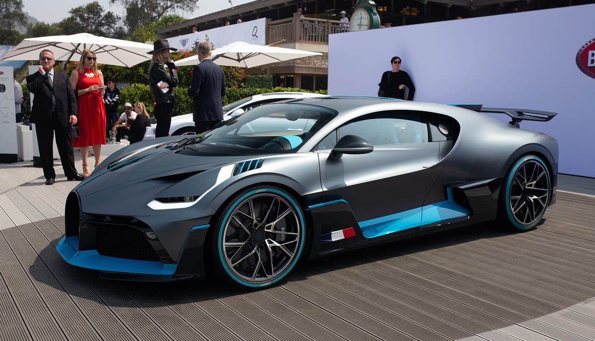 bugatti divo price »