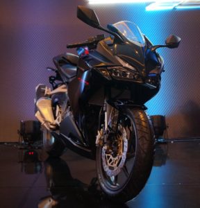 cbr250rr hitam